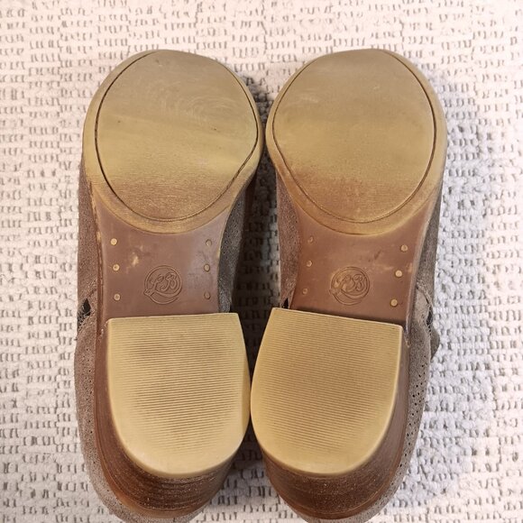 READ! Lucky Brand women's perforated suede leather double zipper ankle booties - Picture 9 of 13